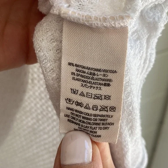 Free People | White Cowl Neck Long Sleeve Waffle Knit Top | Great Condition - Picture 7 of 7